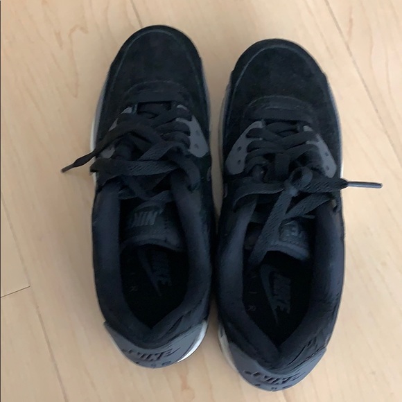 Nike Air Max - Picture 3 of 3